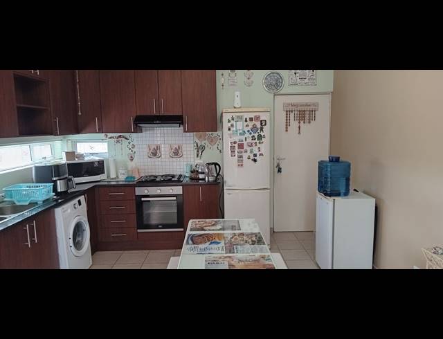 2 BEDROOM HOUSE FOR SALE IN FOUNTAINS ESTATE BUSINESS PARK